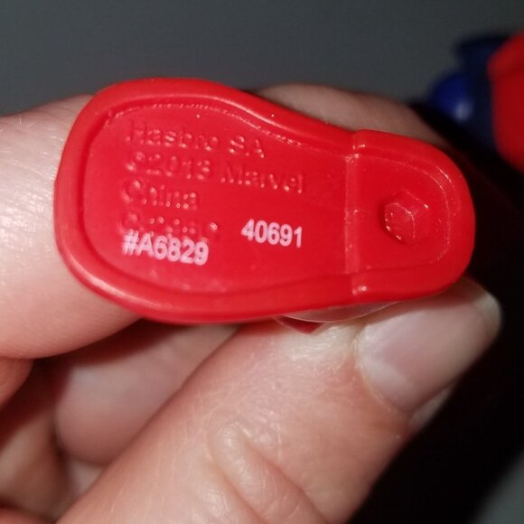 2 Marvel Super Hero Mashers Action Figures Captain America Spiderman + Web Lot - Picture 5 of 8